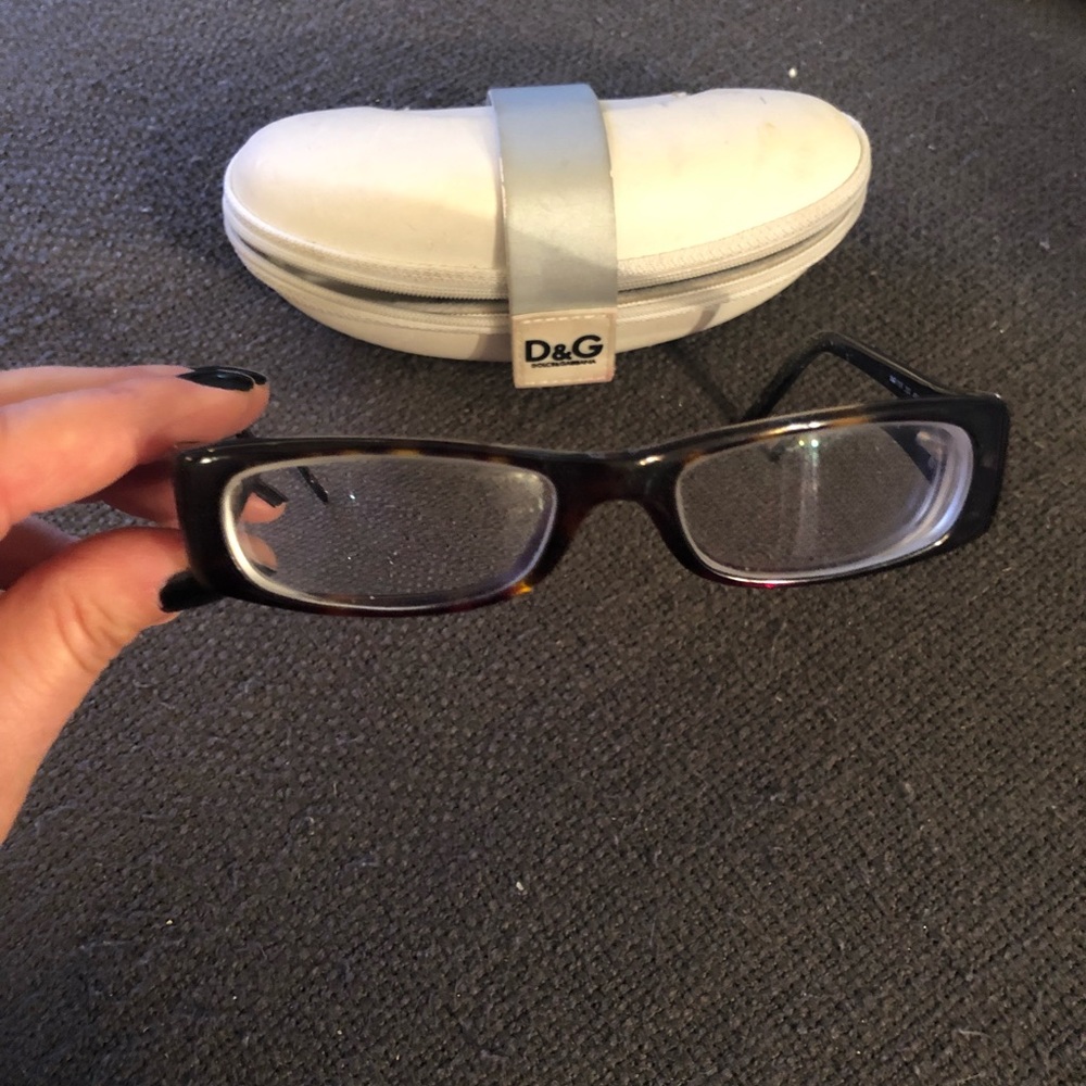 D&G glasses 1116 502 4916 135